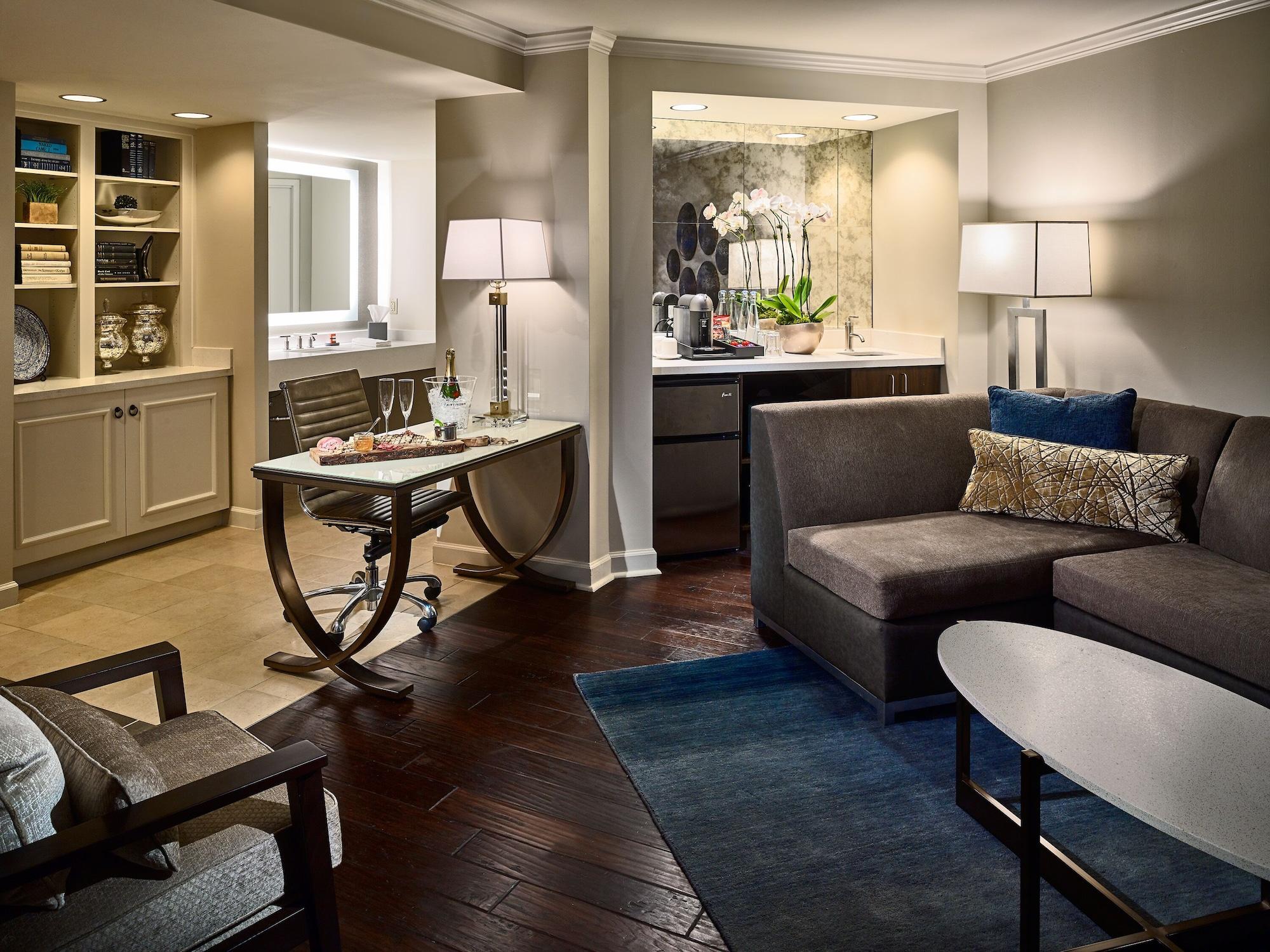 The Hotel At Auburn University Bagian luar foto